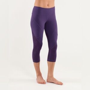 Lululemon Power Vinyasa Crop Concord Grape Size 4